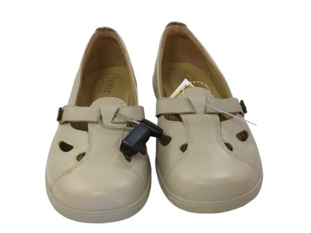 Shoes Flats By Clothes Mentor In Cream, Size: 8.5 Cheap