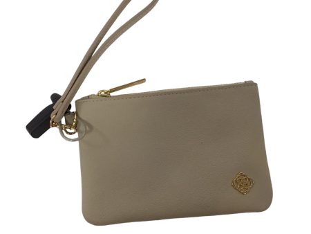 Wristlet By Kendra Scott, Size: Medium Online Sale