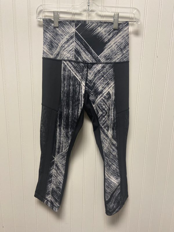 Athletic Capris By Lululemon In Black & White, Size: S Supply