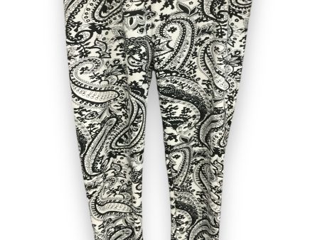 Pants Leggings By Clothes Mentor In Paisley Print, Size: Osfm Online Sale