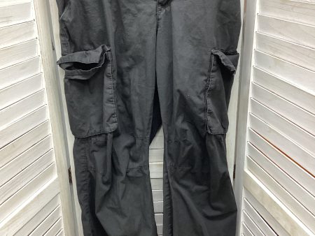 Pants Cargo & Utility By Divided In Black, Size: 16 For Cheap