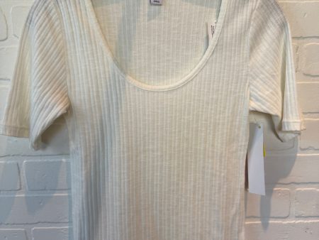 Top Short Sleeve Basic By Old Navy In White, Size: M Supply