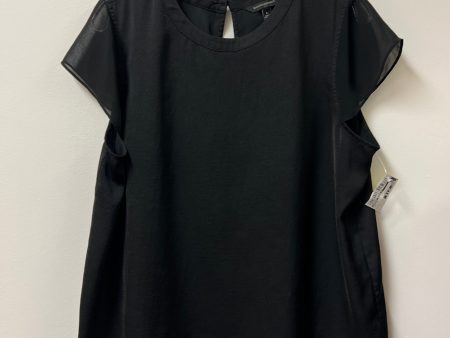 Top Short Sleeve By Banana Republic In Black, Size: L Fashion