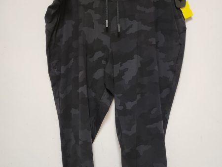 Athletic Capris By Lululemon In Camouflage Print, Size: 20 Online Sale