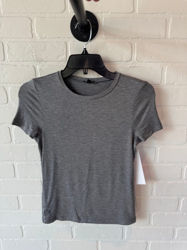 Top Short Sleeve Basic By Express In Grey, Size: Xs Fashion